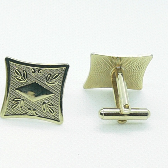1960's Glossy Gold Cufflinks by La Mode, Cufflinks - Picture 5 of 6